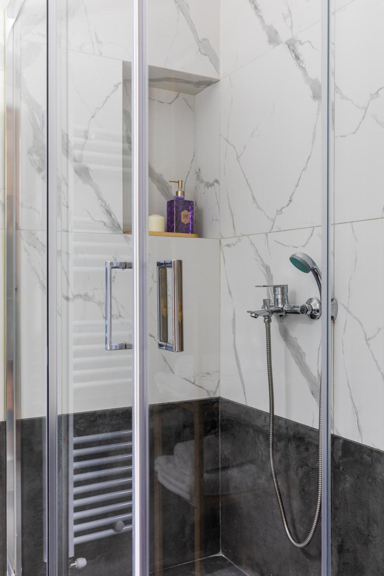 Black Onyx Comfort Suites - Timeless Design In A Heritage Building Thessaloníki Luaran gambar